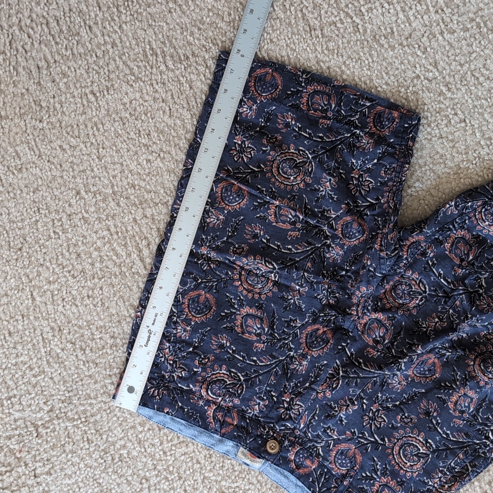 Faherty Patterned Shorts - image 5